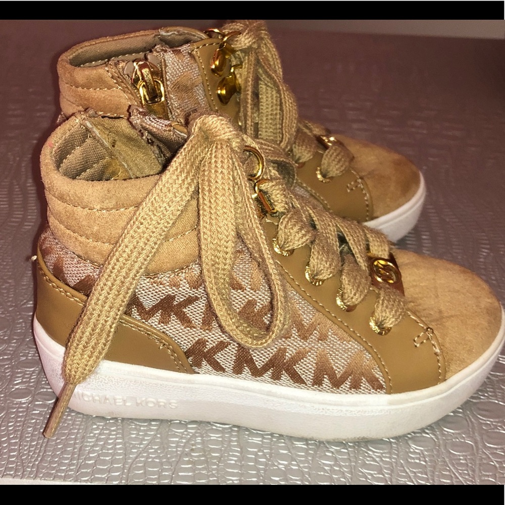 Michael Kors Lil Serafina  High Top Sneakers Tan